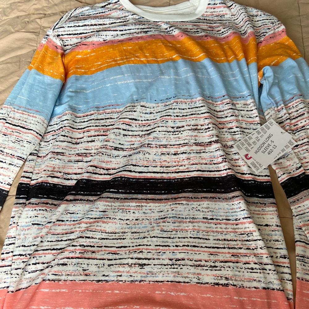 LuLaRoe Long Sleeve Hudson